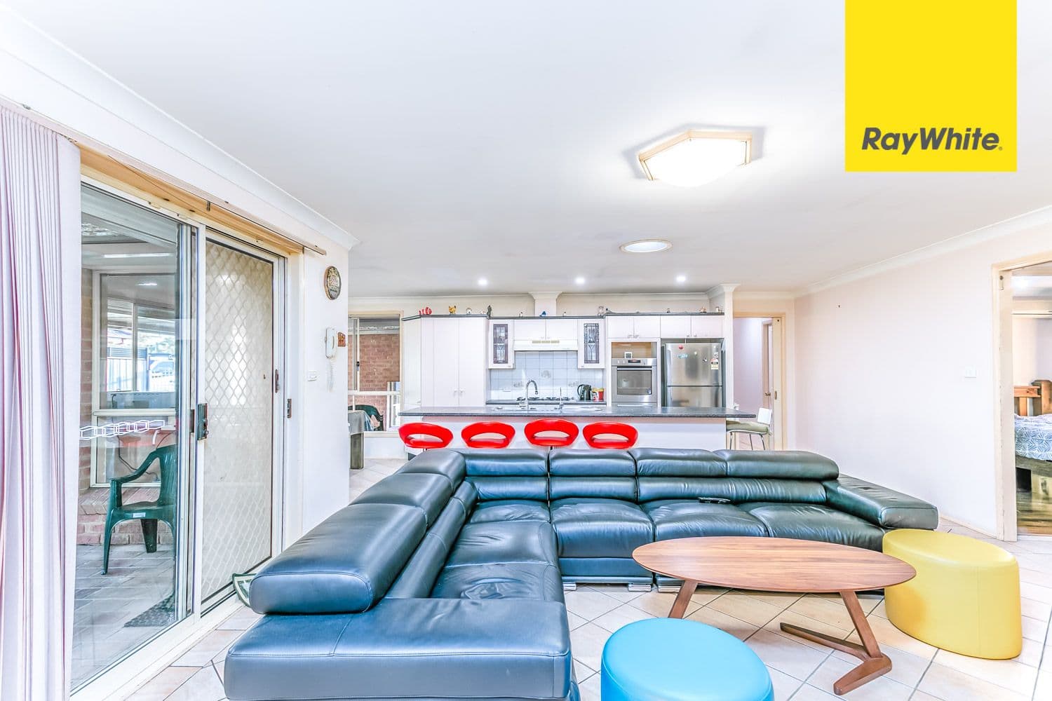 5 Ridgeview Place, Oakhurst - Thumbnail 2