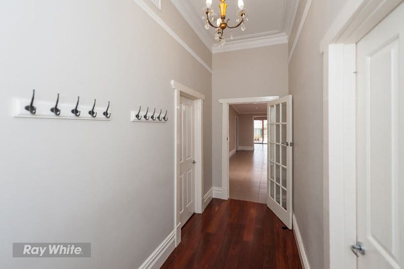 19 Tenth Avenue, Maylands WA 6051, Maylands - Thumbnail 4