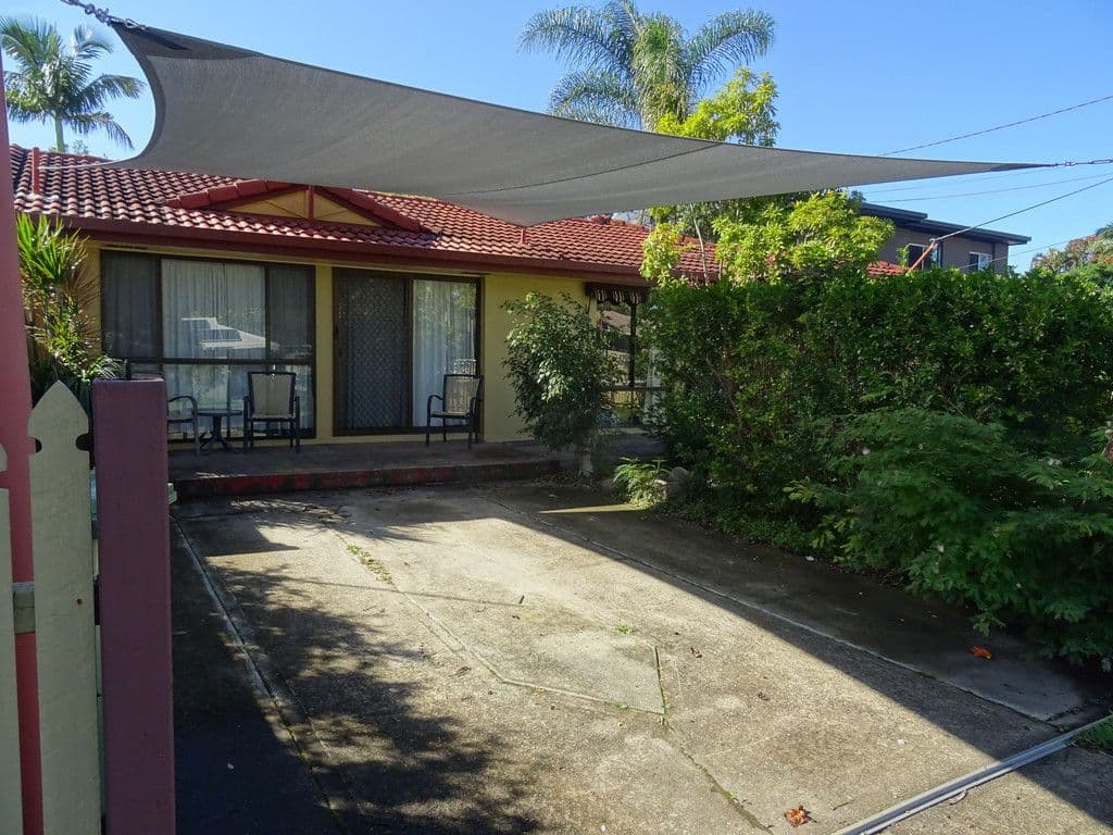 29 Clifton Street, Biggera Waters QLD 4216, Biggera Waters - Image 1
