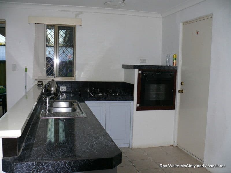 8  Manup Court, KENWICK WA 6107, Kenwick - Thumbnail 2