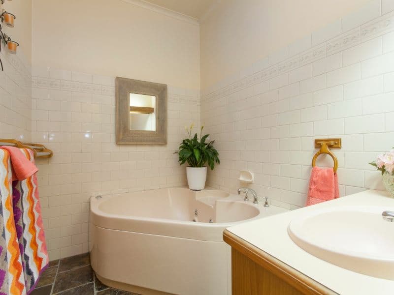 14 Taketa Crescent, Frankston VIC 3199, Frankston - Thumbnail 8