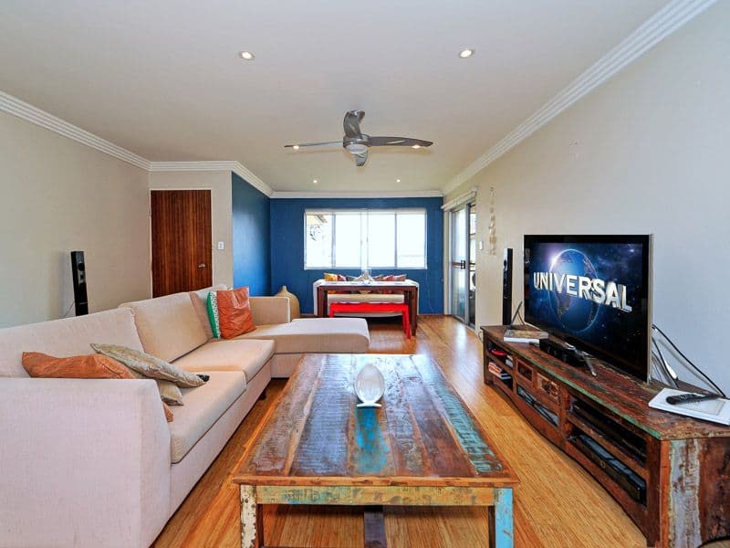 2 Nagel Avenue, Miami QLD 4220, Miami - Thumbnail 2