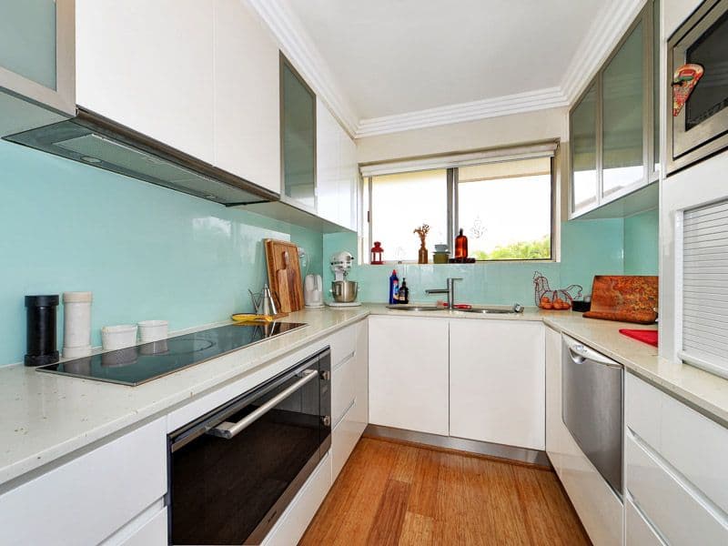 2 Nagel Avenue, Miami QLD 4220, Miami - Thumbnail 5