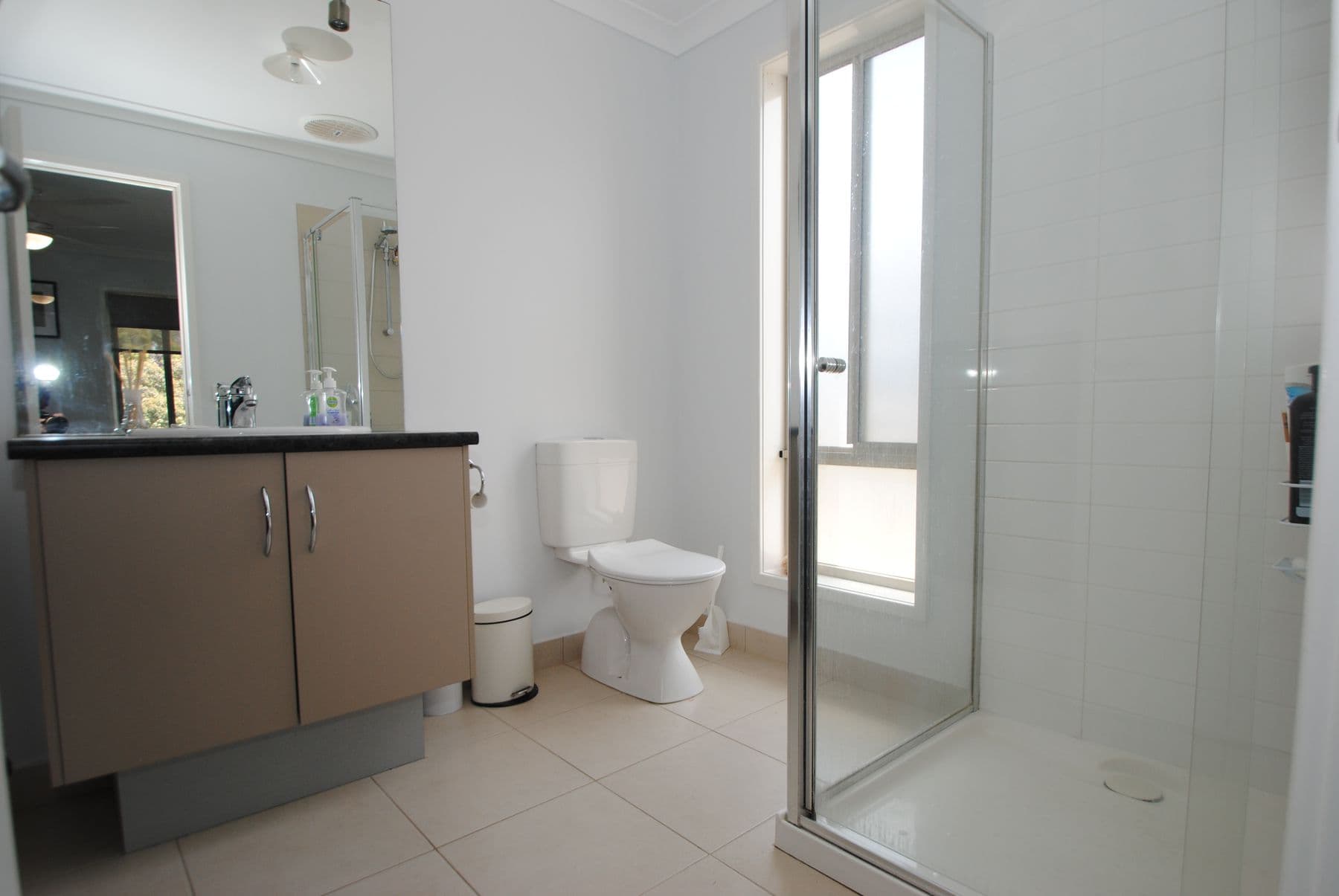 11 Higg Street, Leongatha, Leongatha - Thumbnail 8