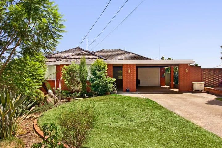 37 Abbott Road, HEATHCOTE NSW 2233, Heathcote - Thumbnail 2