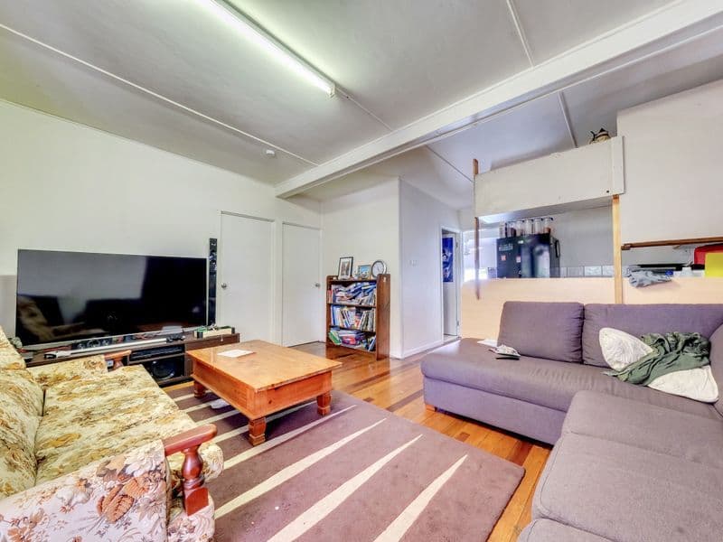 4 Lalroy Street, Beachmere QLD 4510, Beachmere - Thumbnail 3