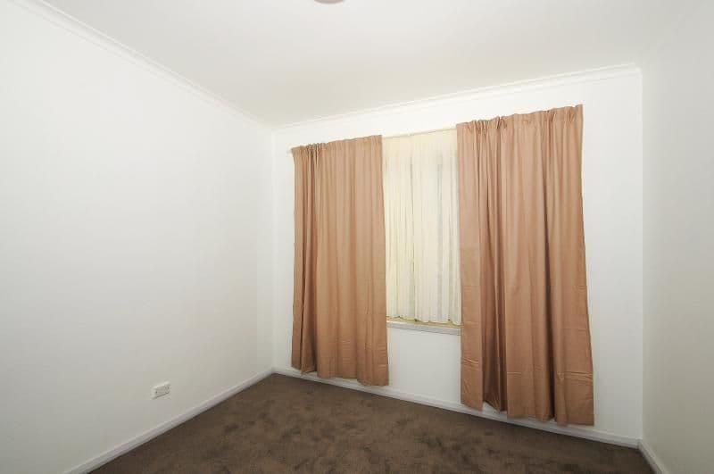 10 Lehmann Crescent, Frankston North VIC 3200, Frankston North - Thumbnail 7