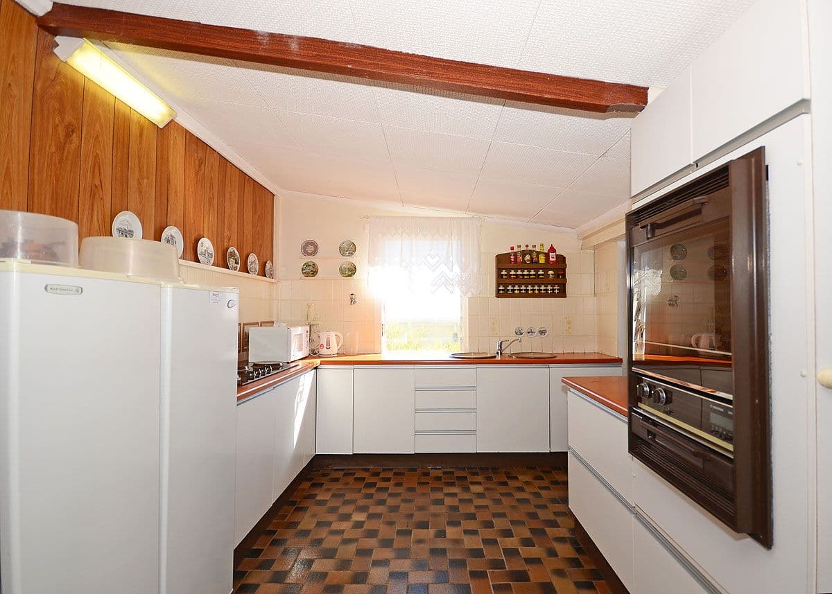 24 Eric Street, Torquay QLD 4655, Torquay - Thumbnail 8