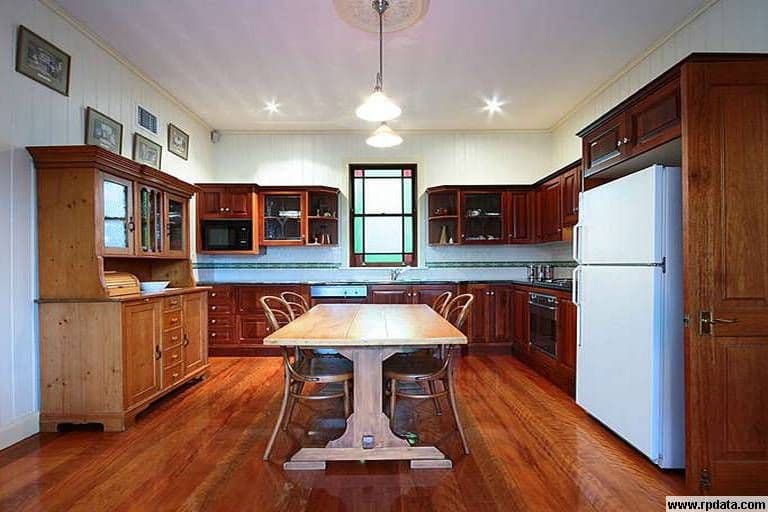 10  York Parade, SPRING HILL QLD 4000, Spring Hill - Thumbnail 4