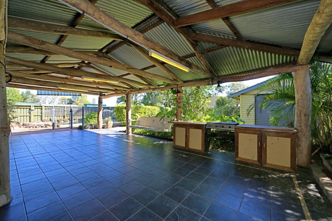 22 Montgomery Street, SVENSSON HEIGHTS QLD 4670, Svensson Heights - Thumbnail 2