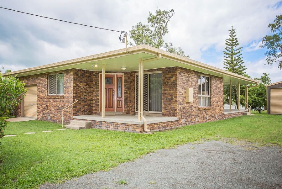 4 Noden  Street, Sarina QLD 4737, Sarina - Thumbnail 2