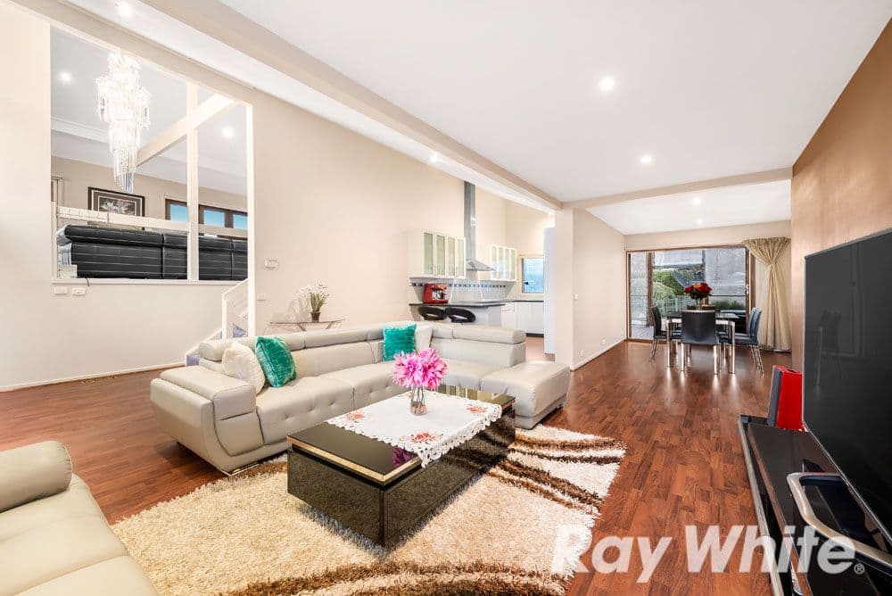 6 Coral Court, Vermont South VIC 3133, Vermont South - Thumbnail 2