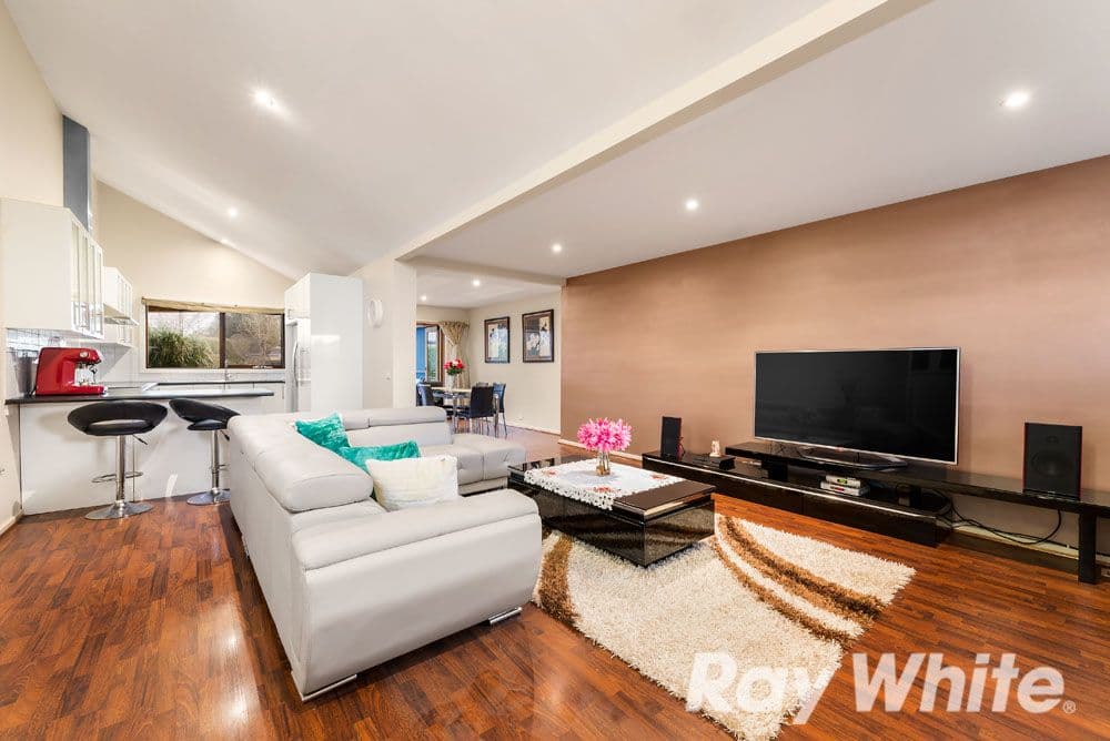 6 Coral Court, Vermont South VIC 3133, Vermont South - Thumbnail 3