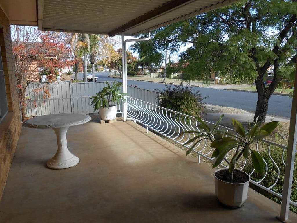 17 John Street, TAMWORTH NSW 2340, South Tamworth - Thumbnail 2