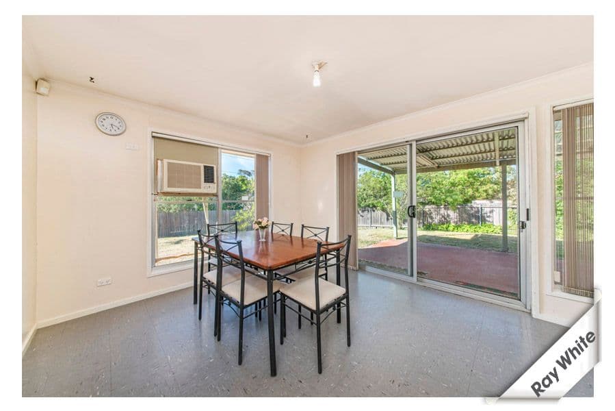 22 Whittell Crescent, Florey ACT 2615, Florey - Thumbnail 2