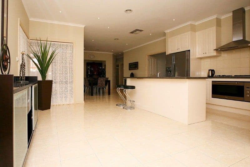 47 Park Lane, TAYLORS HILL VIC 3037, Taylors Hill - Thumbnail 3