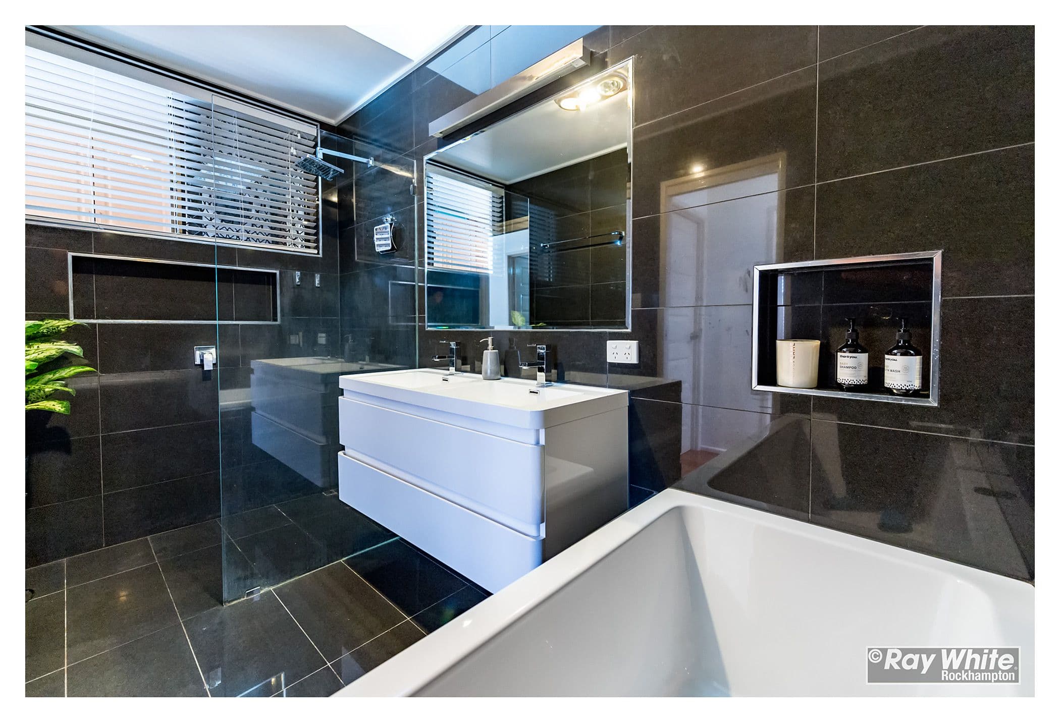 363 Lawrence Avenue, Frenchville QLD 4701, Frenchville - Thumbnail 7