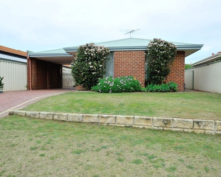 11 Mornington Boulevard, Waikiki WA 6169, Waikiki - Image 1