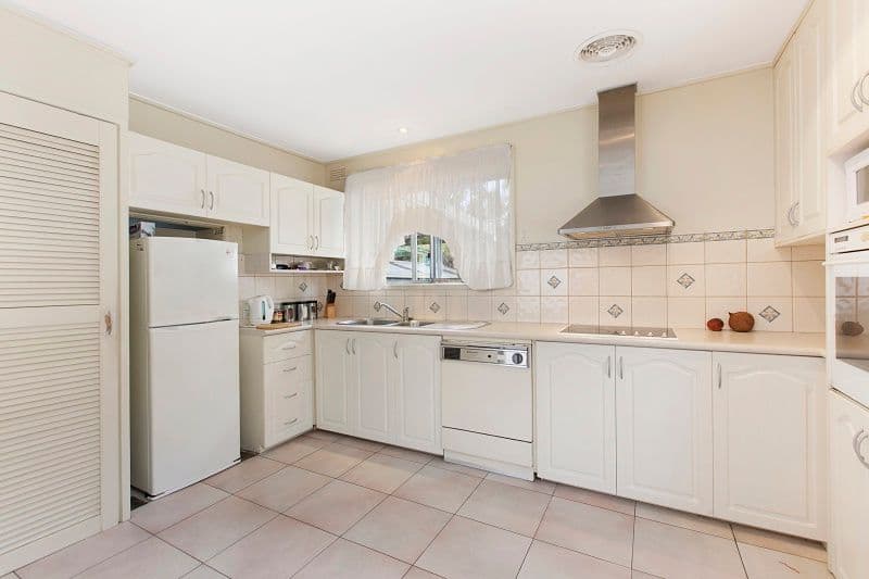17 Harley Street, Dingley Village VIC 3172, Dingley Village - Thumbnail 4