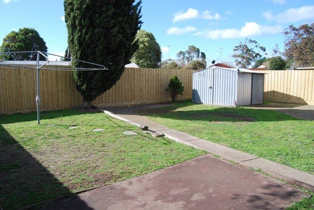 27-29 Lincoln Green Drive, Forestdale, QLD, 4118, Forestdale - Thumbnail 4
