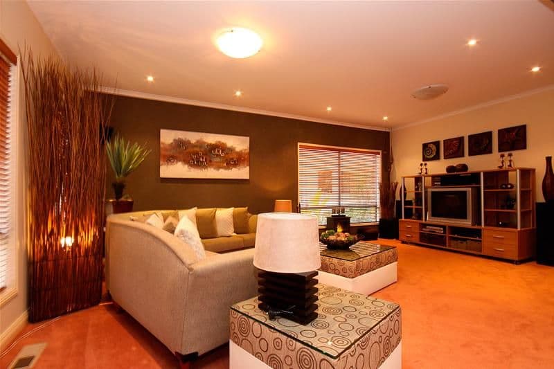 4 Riley Drive, MILL PARK VIC 3082, Mill Park - Thumbnail 4