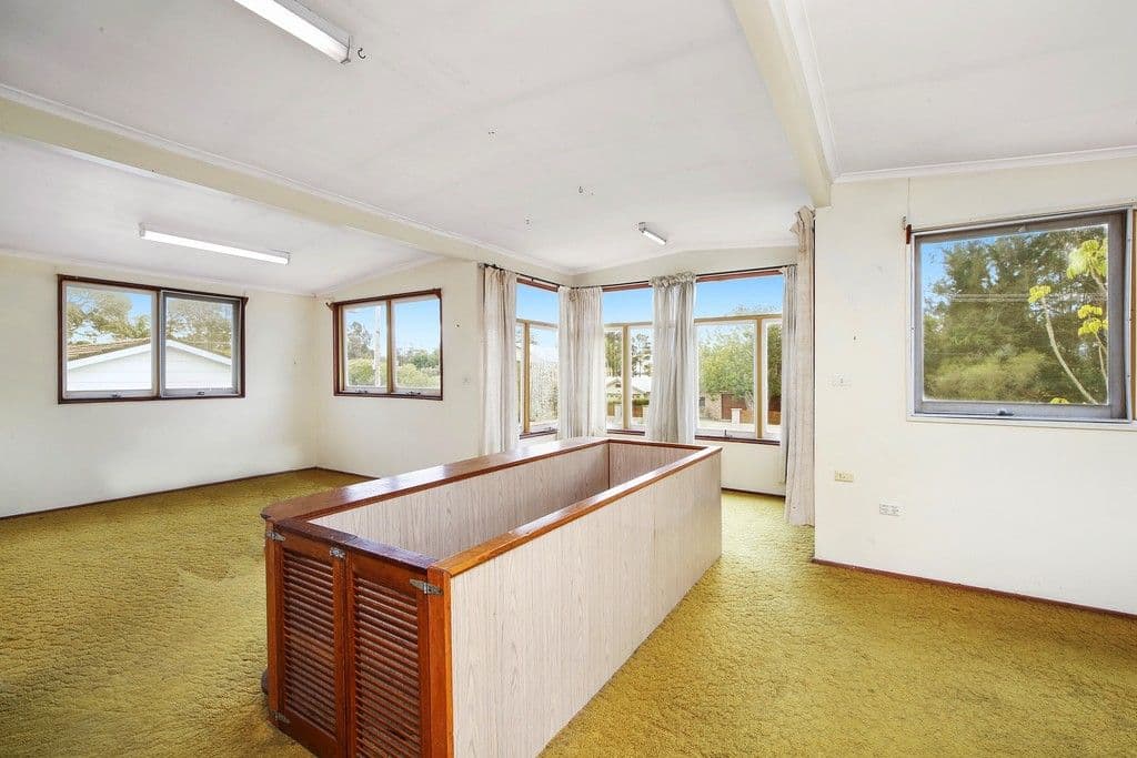 52 Lakedge Avenue, Berkeley Vale NSW 2261, Berkeley Vale - Thumbnail 5
