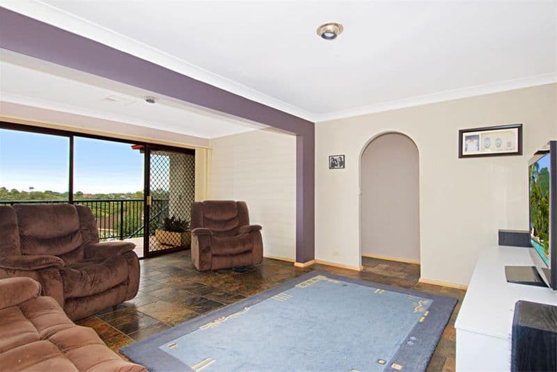 11 Geneva Place, ENGADINE NSW 2233, Engadine - Thumbnail 3