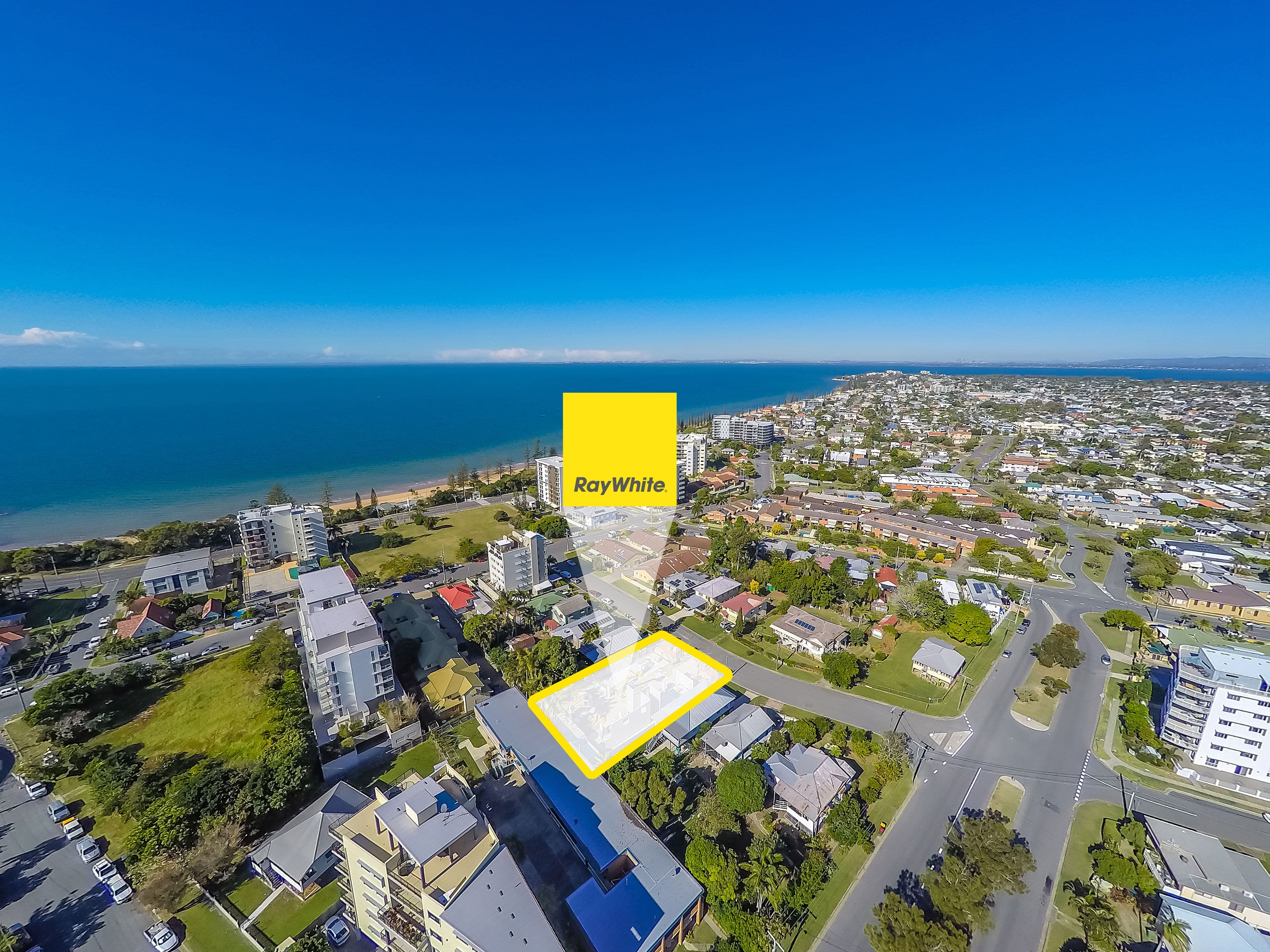 12 Louis Street, Redcliffe QLD 4020, Redcliffe - Thumbnail 2