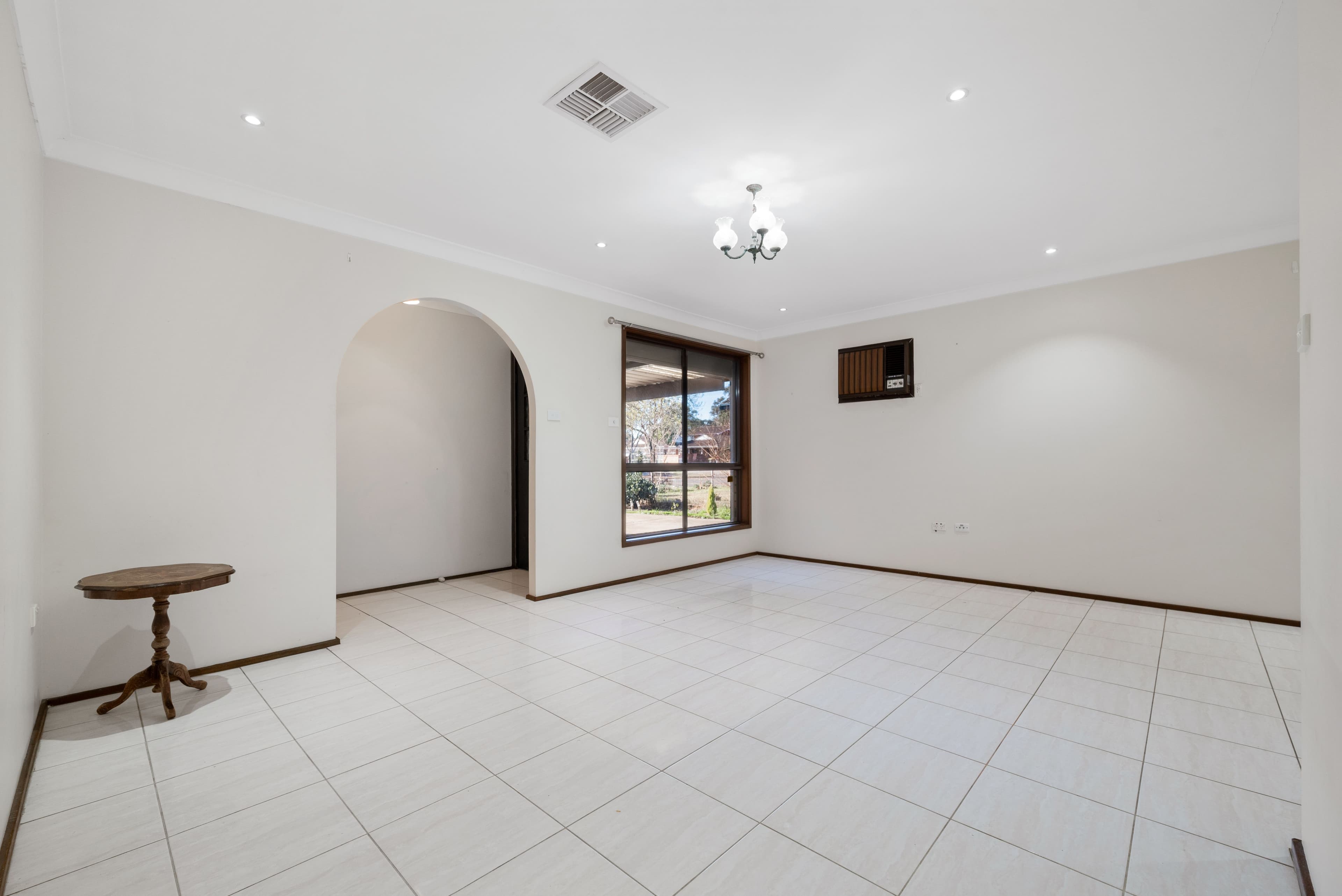 242 Harrow Road, Glenfield NSW 2167, Glenfield - Thumbnail 2