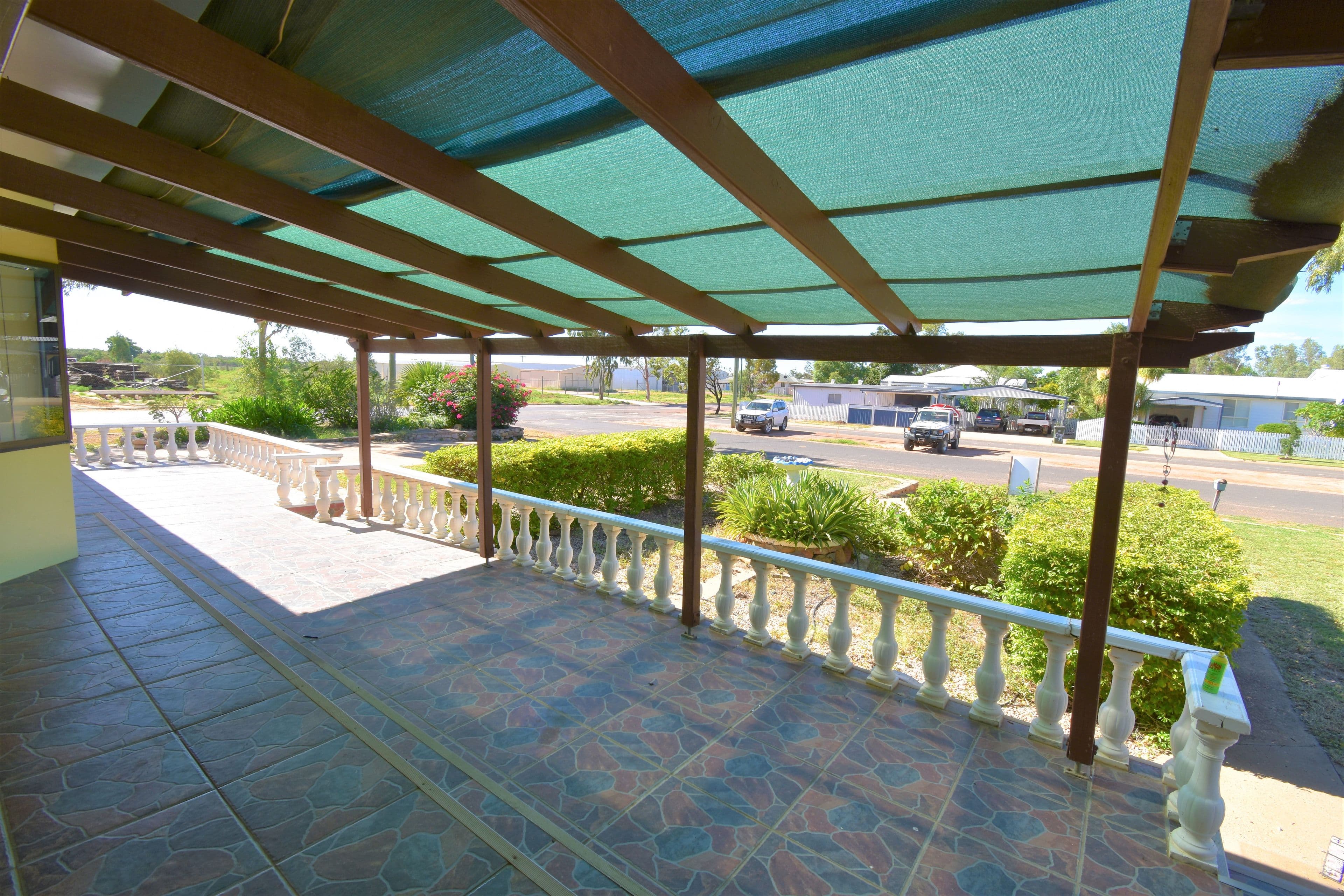 1 Pelican Street, Longreach QLD 4730, Longreach - Thumbnail 2