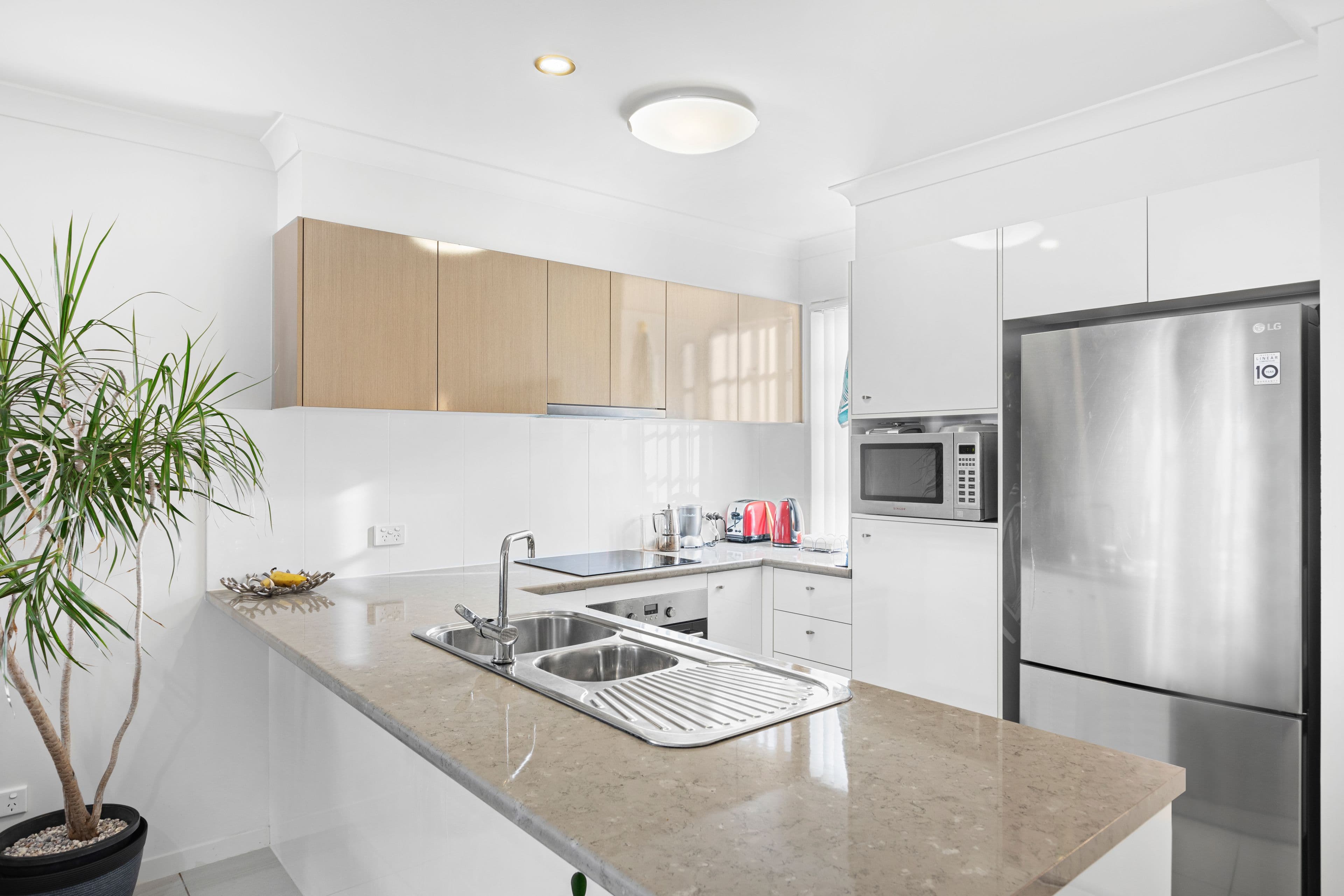 40 Anzac Avenue, Maroochydore QLD 4558, Maroochydore - Thumbnail 3