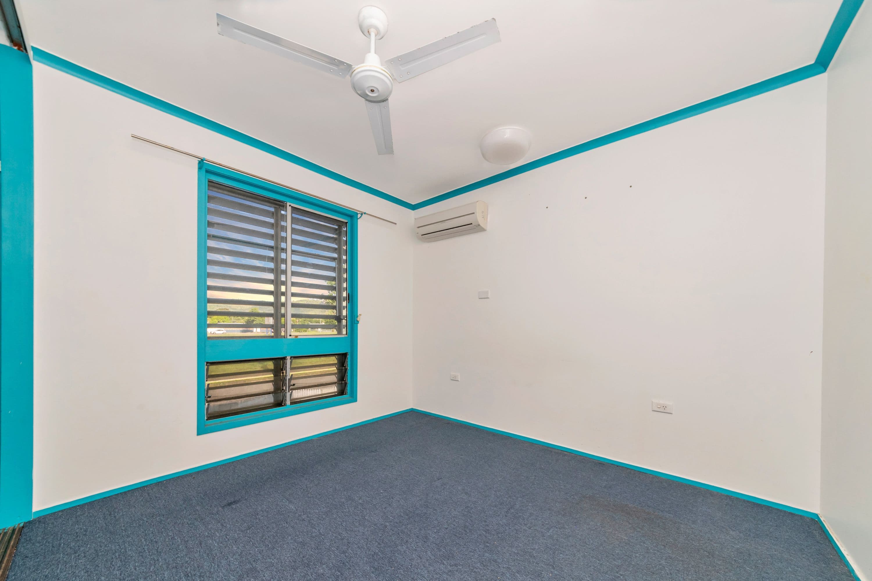 127 Miles Avenue, Kelso QLD 4815, Kelso - Thumbnail 4