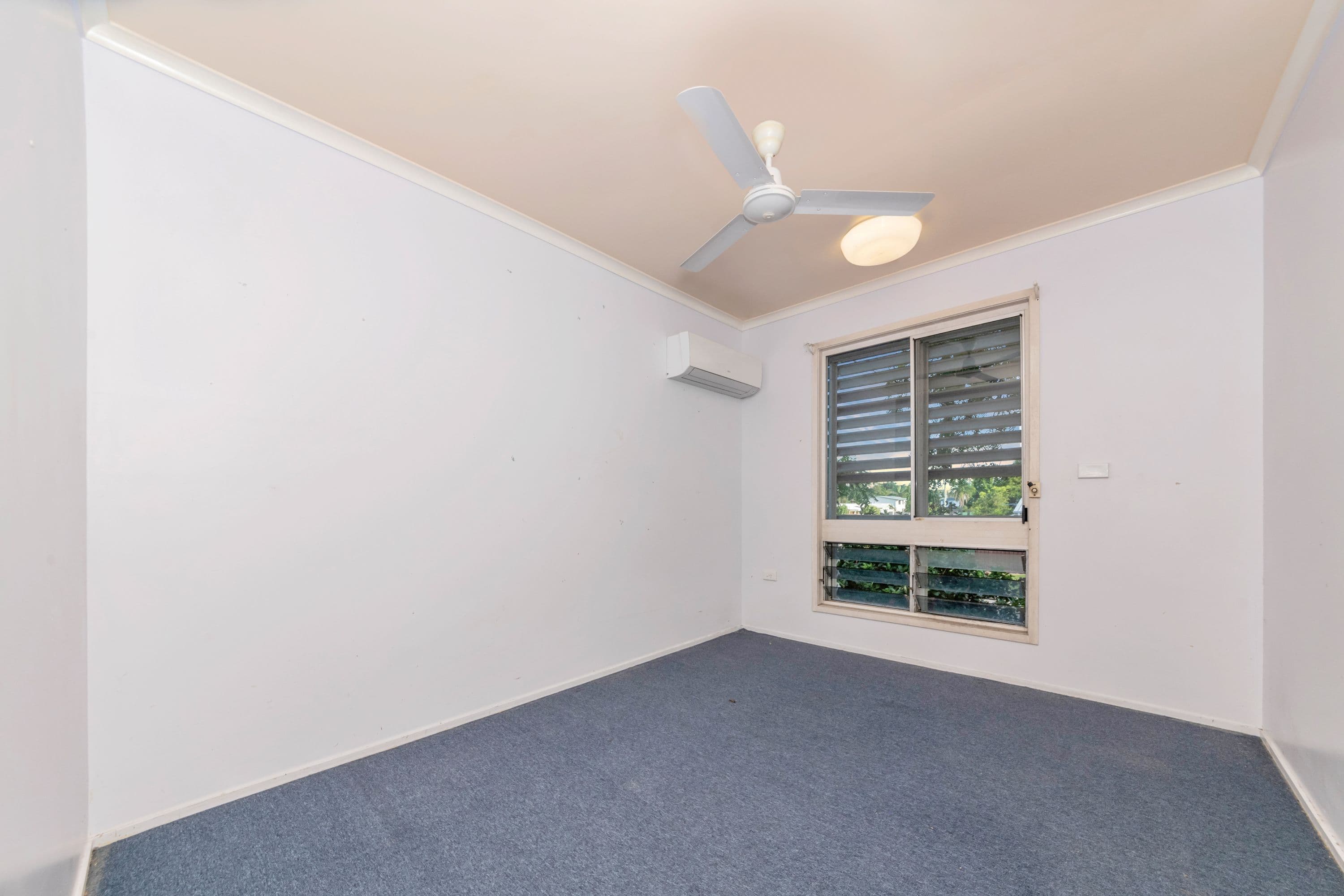 127 Miles Avenue, Kelso QLD 4815, Kelso - Thumbnail 5