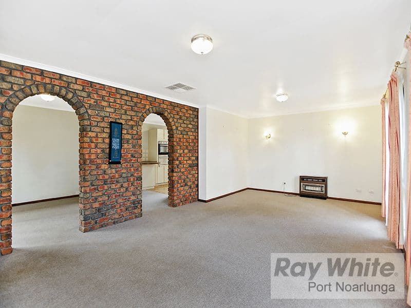 2 Devon Crescent, Happy Valley SA 5159, Happy Valley - Thumbnail 3