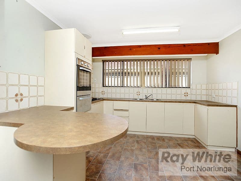 2 Devon Crescent, Happy Valley SA 5159, Happy Valley - Thumbnail 7