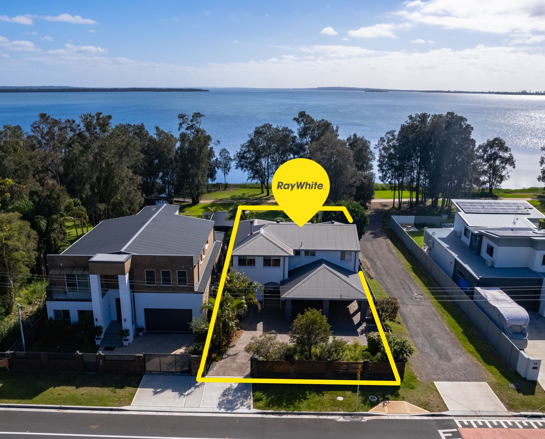 57 Lakedge Avenue, Berkeley Vale NSW 2261, Berkeley Vale - Thumbnail 2