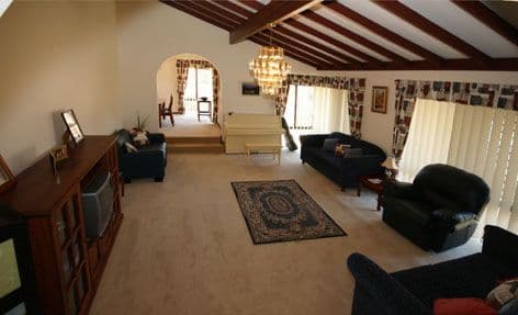 2 Ambleside Close, BALGA WA 6061, Balga - Thumbnail 2