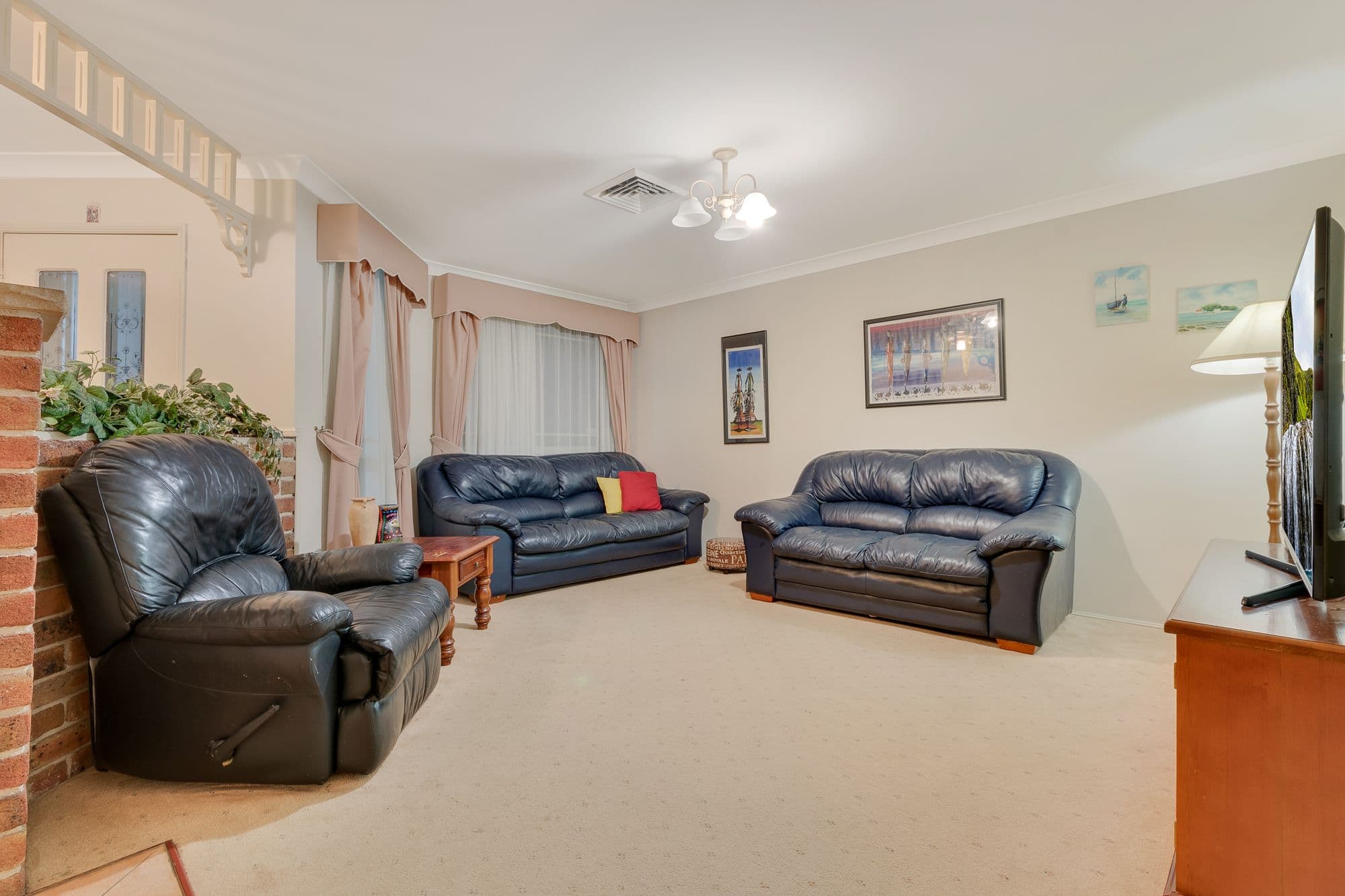 13 Alligator Place, Kearns - Thumbnail 3