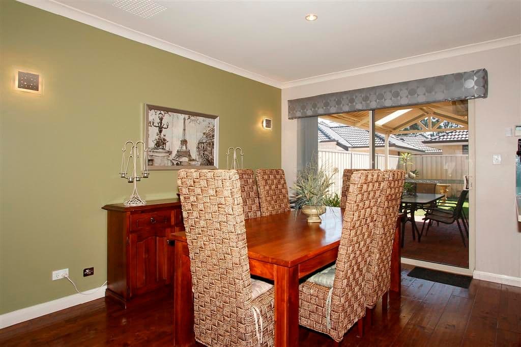 10 Pembrooke Lane, CANNING VALE WA 6155, Canning Vale - Thumbnail 3
