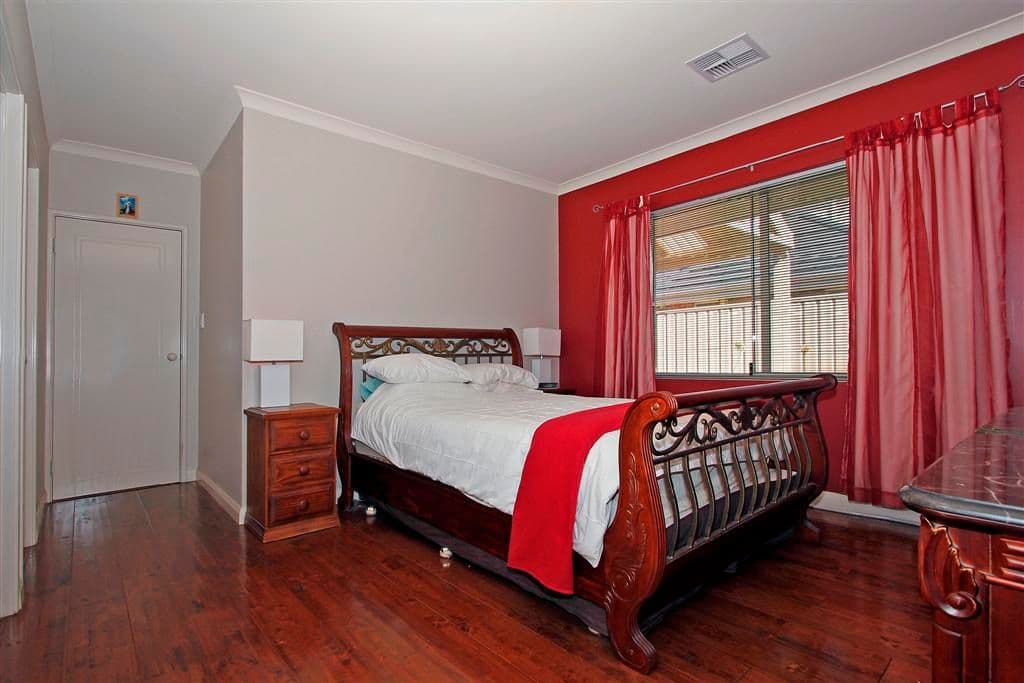 10 Pembrooke Lane, CANNING VALE WA 6155, Canning Vale - Thumbnail 6