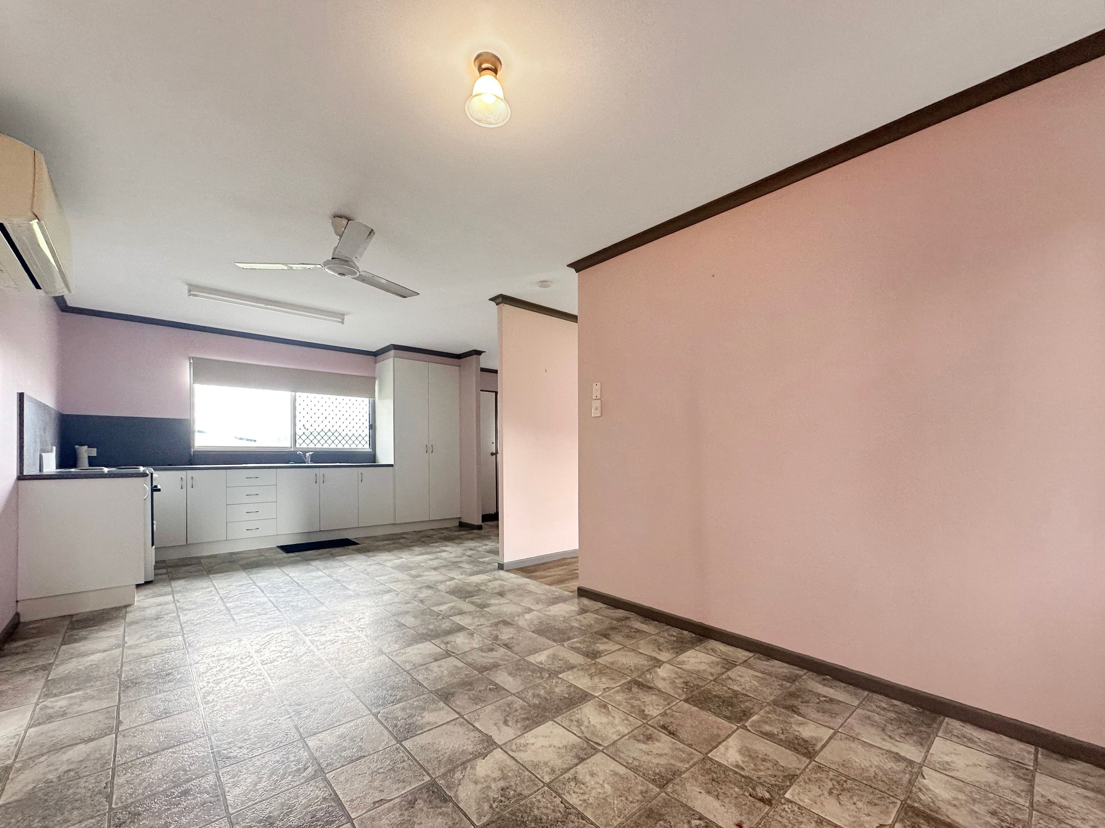 27 Cemetery Road, Sarina QLD 4737, Sarina - Thumbnail 5