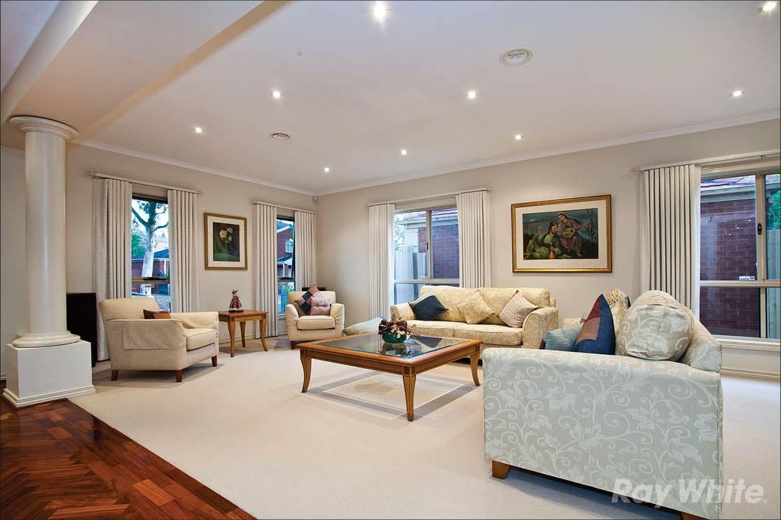 4 Peartree Way, Glen Waverley VIC 3150, Glen Waverley - Thumbnail 2