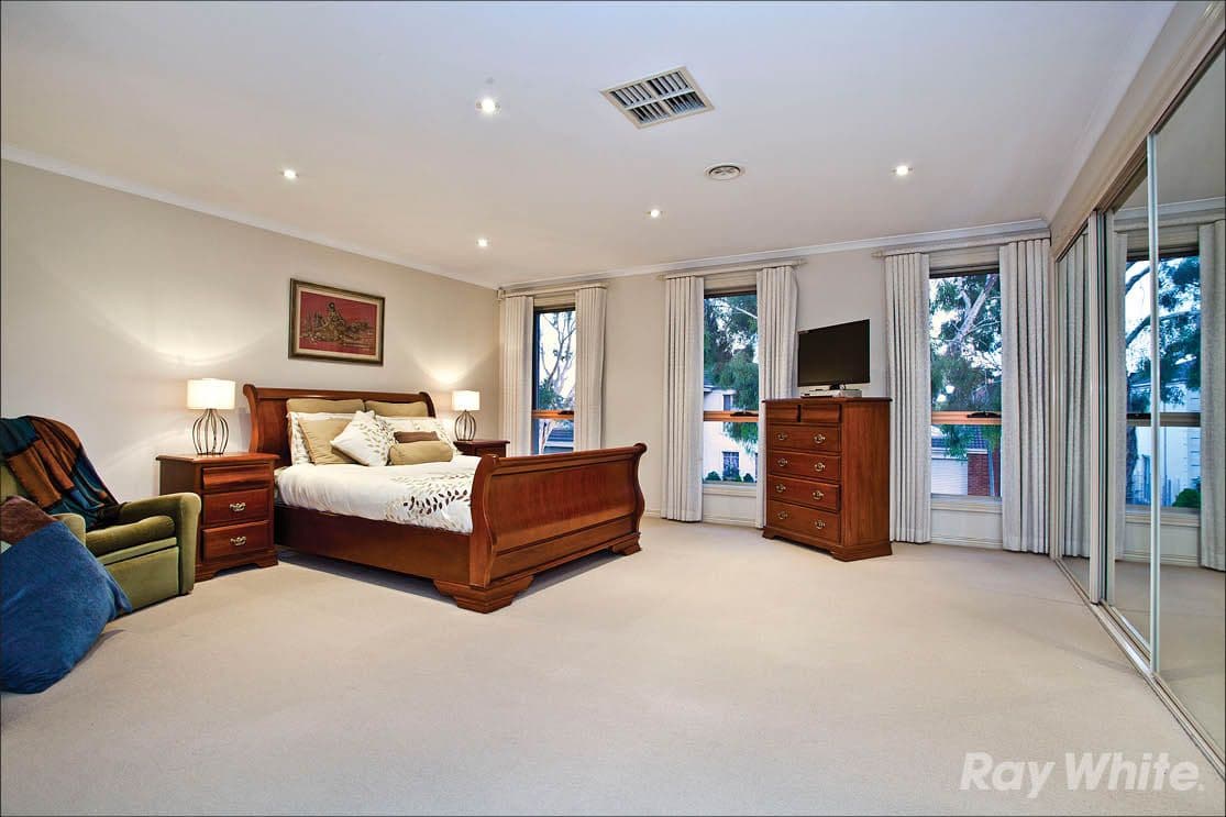 4 Peartree Way, Glen Waverley VIC 3150, Glen Waverley - Thumbnail 4