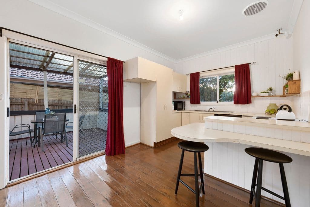 17 BARKLY Street, Ringwood VIC 3134, Ringwood - Thumbnail 7