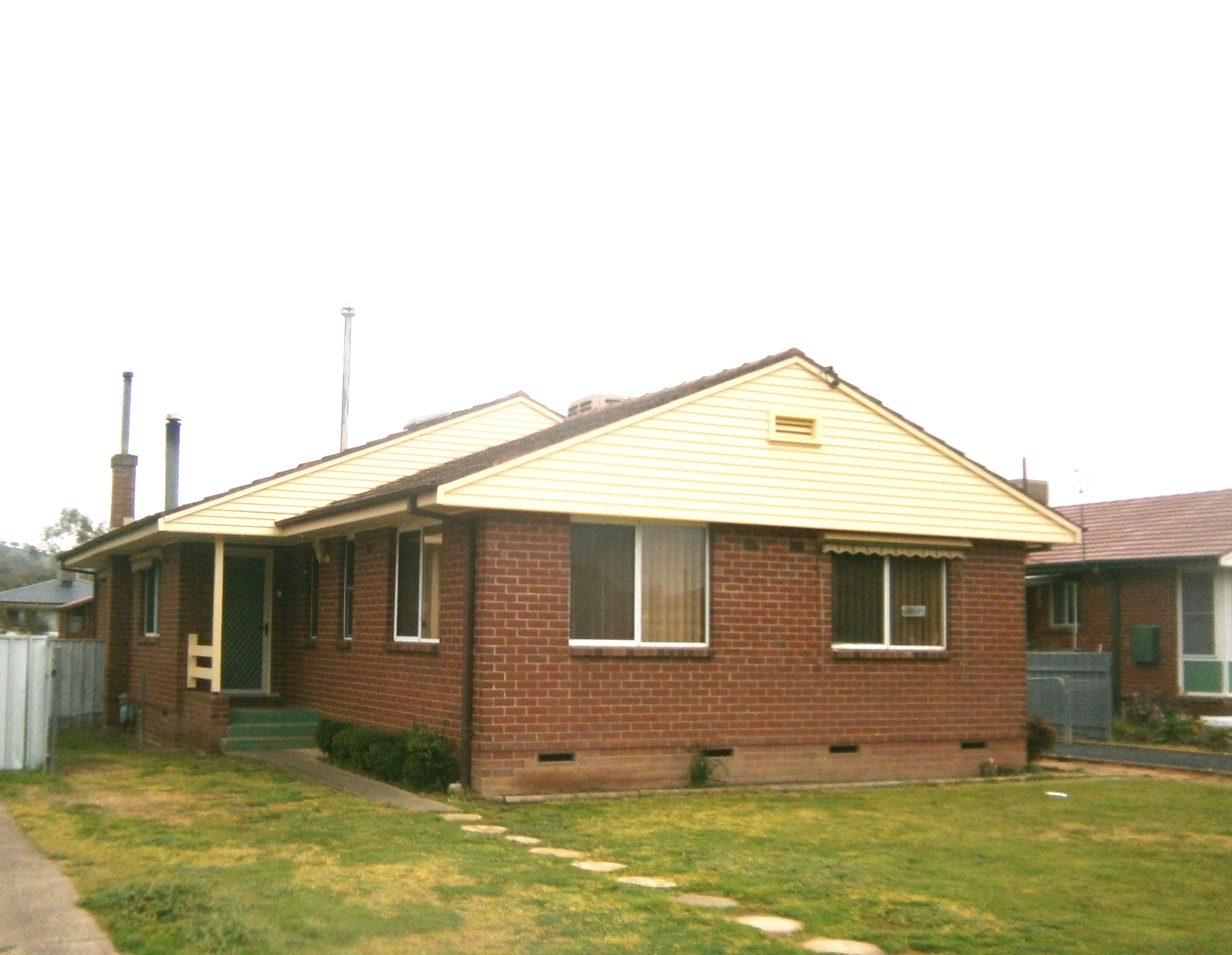 39 Ursula Street, Cootamundra - Image 1