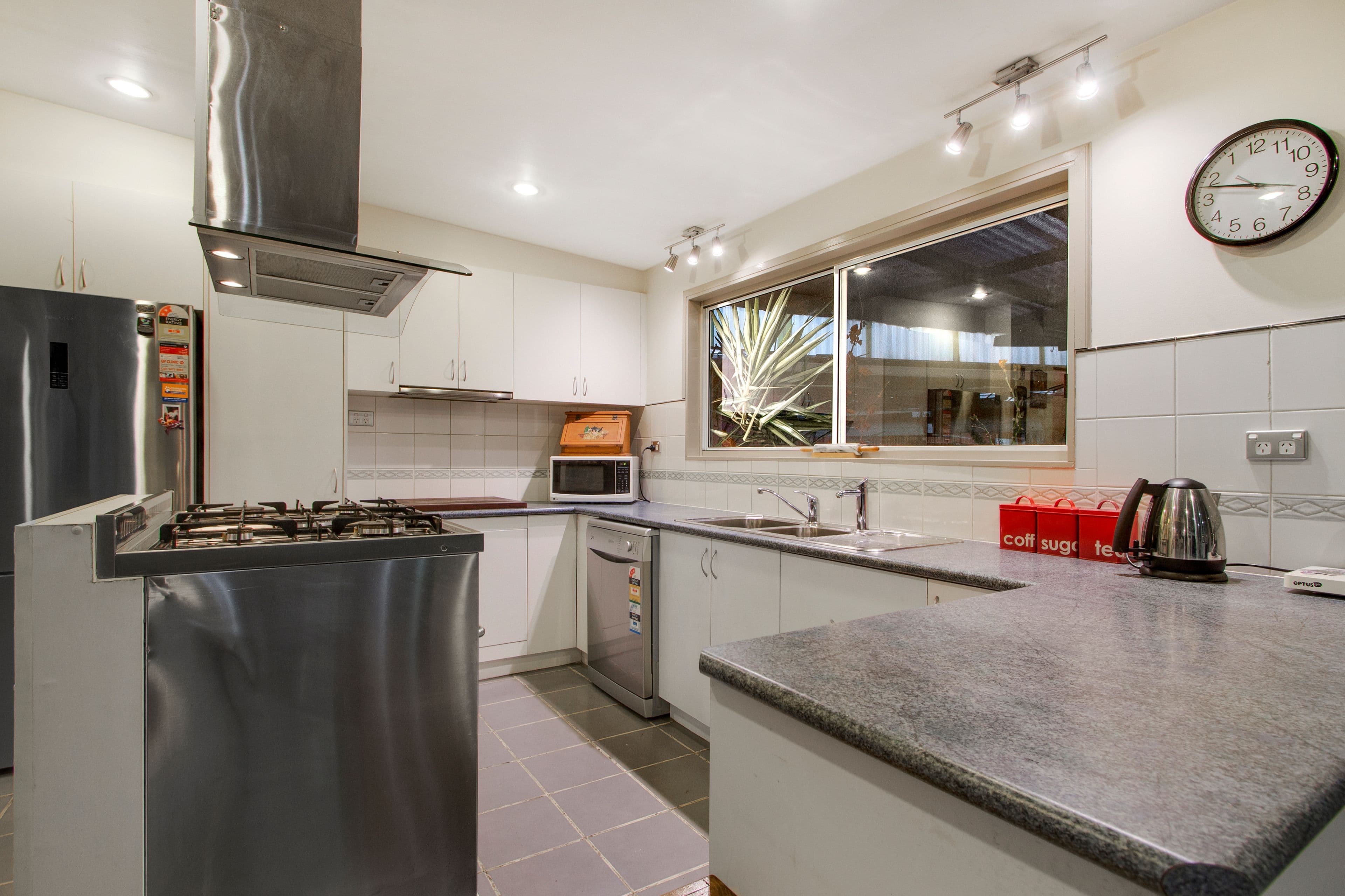 53 Monterey Boulevard, Frankston North VIC 3200, Frankston North - Thumbnail 2