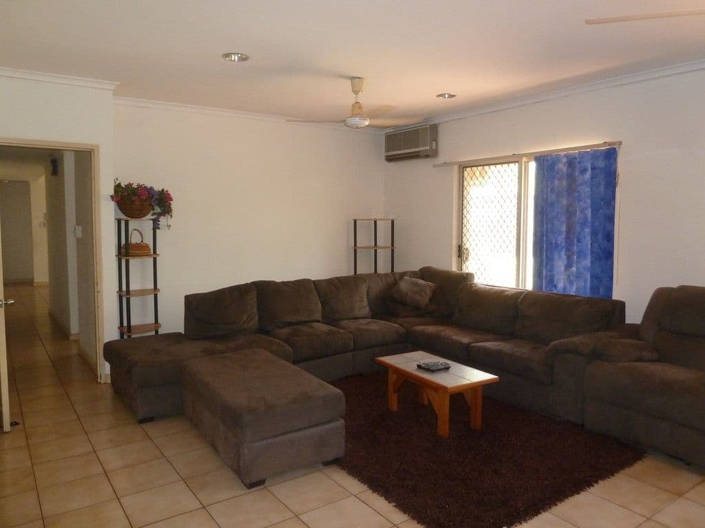 4 Frangipanni Court, KATHERINE NT 0850, Katherine East - Thumbnail 2