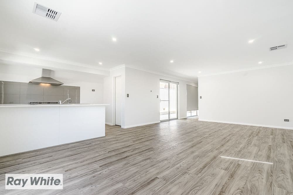 14 Chobham Way, Morley WA 6062, Morley - Thumbnail 5