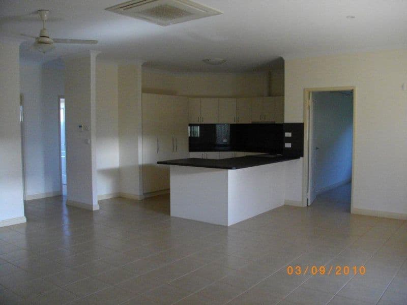 21 Eucalypt Court, SOUTH HEDLAND WA 6722, South Hedland - Thumbnail 6
