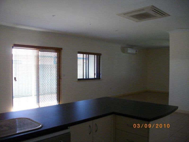 21 Eucalypt Court, SOUTH HEDLAND WA 6722, South Hedland - Thumbnail 7